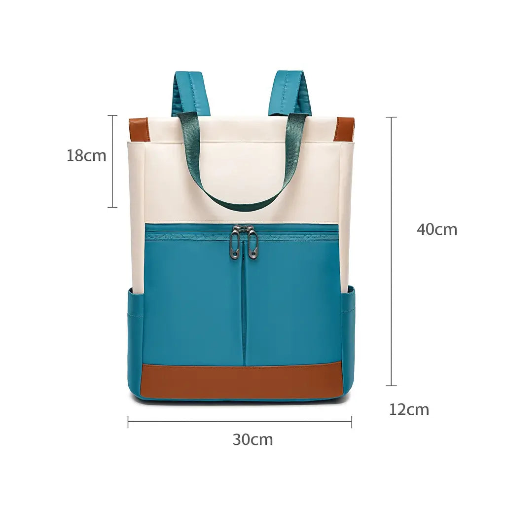 Moderner Damenrucksack in Blau und Weiß mit Lederdetails, Maße 40x30x12 cm, ideal für Alltag, Uni und Reisen.