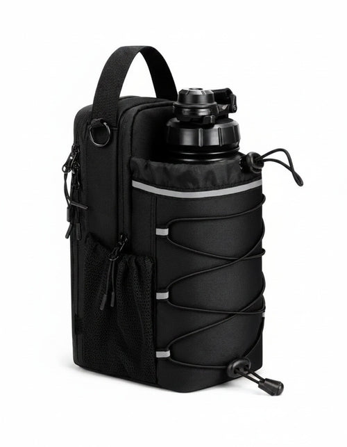 Magnetische Fitness Flaschenhalterung in Schwarz mit großer Trinkflasche und mehreren Fächern