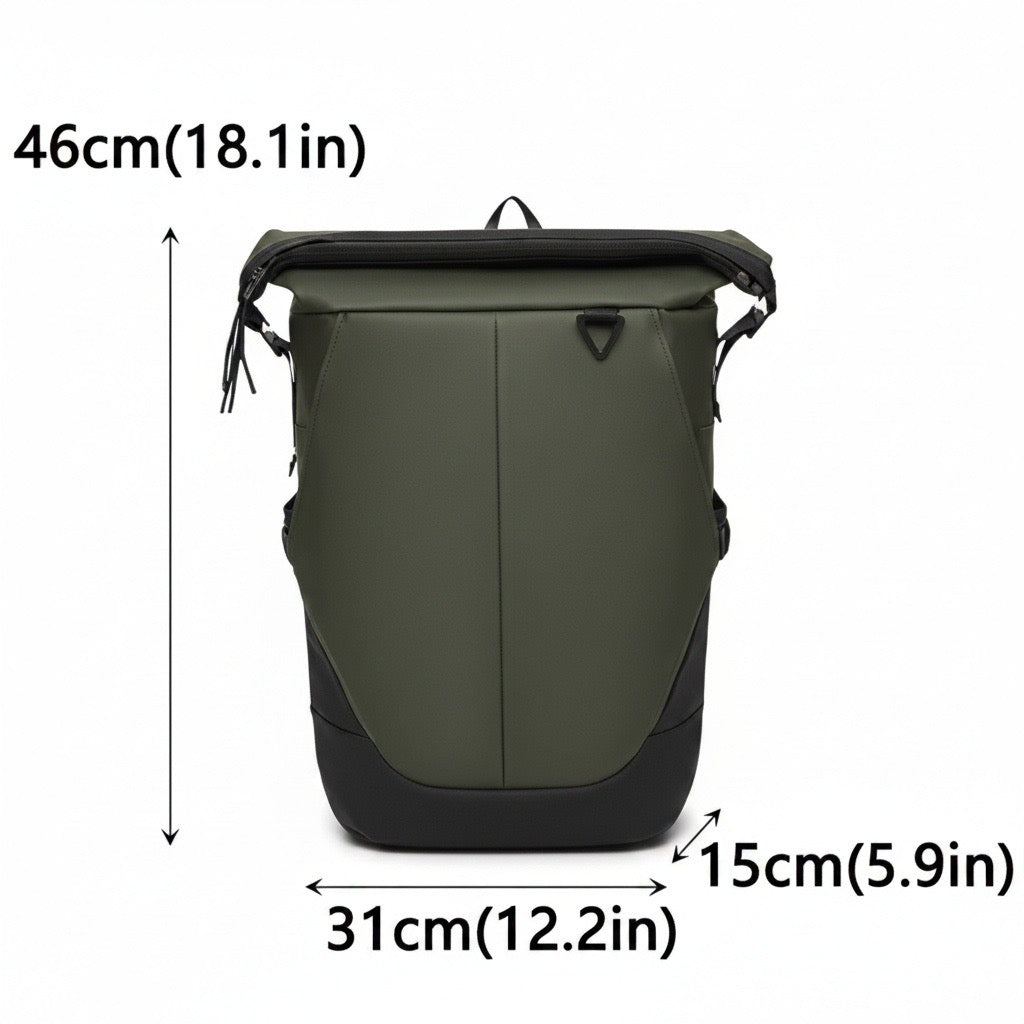 Kaki-farbener Rollverschluss-Rucksack mit Abmessungen: 46 cm Höhe, 31 cm Breite und 15 cm Tiefe