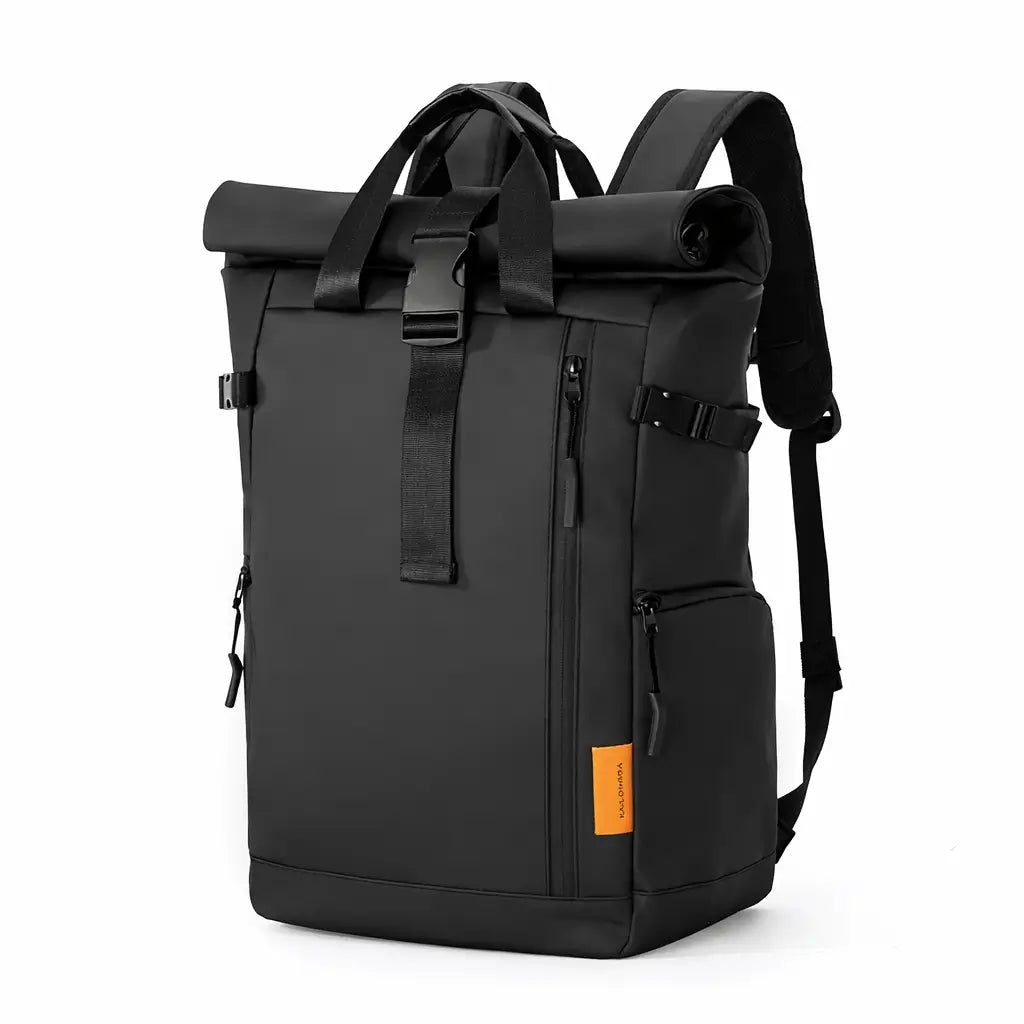 Premium wasserdichter Rucksack in Schwarz aus Seitenperspektive mit modernem funktionalem Design